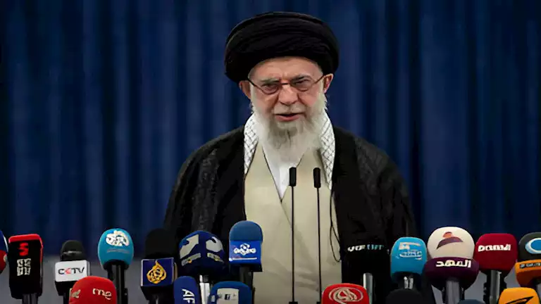 خامنئي يختار بدلاء لقادته العسكريين الذين لقوا حتفهم في الهجوم الإسرائيلي خامنئي يختار بدلاء لقادته العسكريين الذين لقوا حتفهم في الهجوم الإسرائيلي