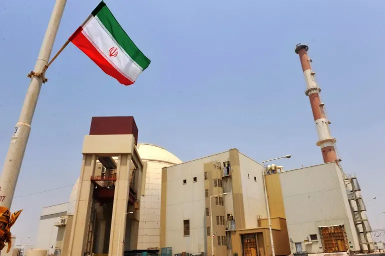 خبراء: الأضرار في المنشآت النووية الإيرانية تبدو طفيفة. خبراء: الأضرار في المنشآت النووية الإيرانية تبدو طفيفة.
