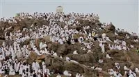 خطبة عرفة: الإيمان بترابط الأسر والصبر في مواجهة المحن خطبة عرفة: الإيمان بترابط الأسر والصبر في مواجهة المحن