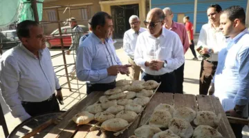 خلال العيد.. ضبط 936 مخالفة تموينية في الأسواق والمخابز بالمنيا