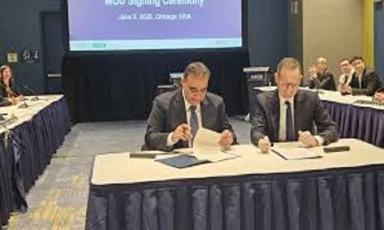 د. عبد المعطي: إبرام اتفاق بين الجمعيتين الأمريكية والمصرية لمكافحة السرطان د. عبد المعطي: إبرام اتفاق بين الجمعيتين الأمريكية والمصرية لمكافحة السرطان