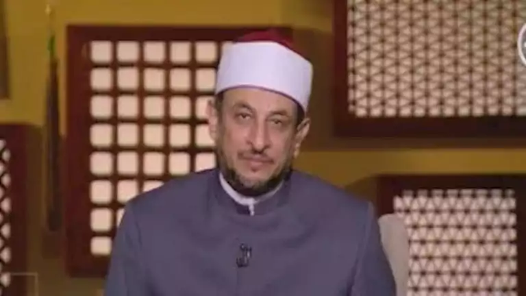 داعية: يشرح 4 عوامل تعزز الرزق والسعادة والطمأنينة وراحة النفس داعية: يشرح 4 عوامل تعزز الرزق والسعادة والطمأنينة وراحة النفس