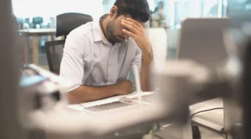 دراسة: 80% من المدراء المغاربة يواجهون أعراض الإجهاد المهني الشديد