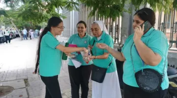 «دول بناتي».. «راهبة» تقدم الحلوى لطالبات الثانوية العامة أمام لجنة في الإسكندرية
