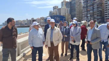 رئيس الجهاز المركزي للتعمير يزور مشاريع الطرق وتوسعة الكورنيش في الإسكندرية