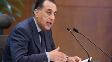 رئيس الوزراء: تعاون بين محافظ البنك المركزي ووزير المالية لتعزيز المخزون الاستراتيجي من السلع المتنوعة