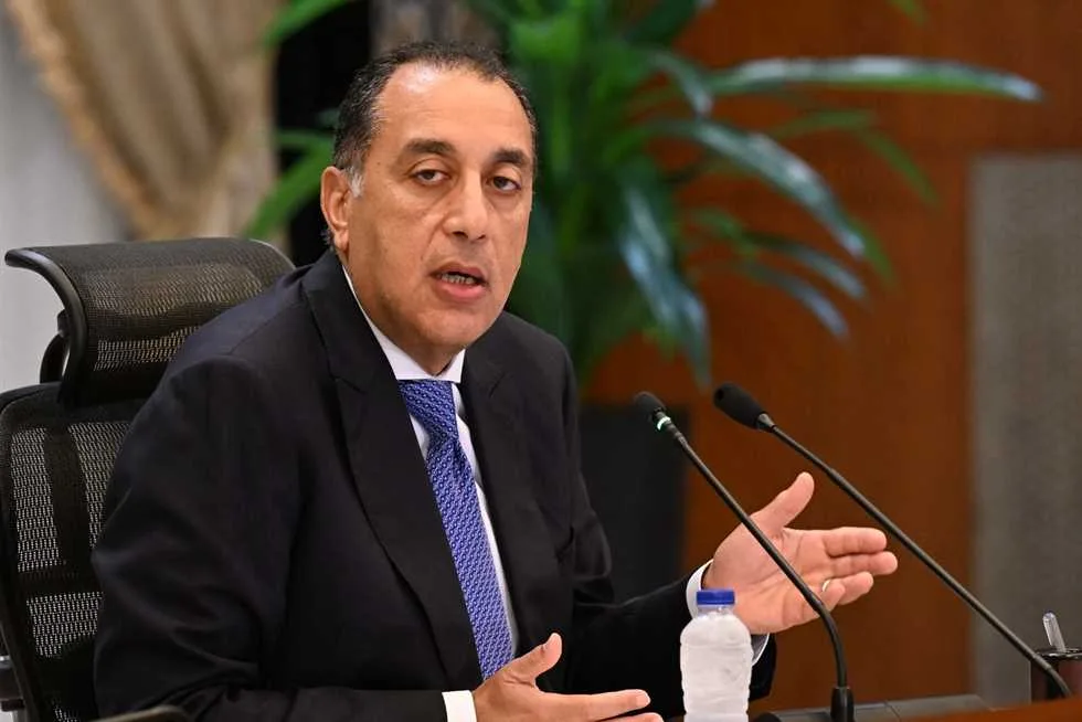 رئيس الوزراء يزور محافظة البحيرة لمتابعة تقدم عدد من المشروعات الخدمية والتنموية. رئيس الوزراء يزور محافظة البحيرة لمتابعة تقدم عدد من المشروعات الخدمية والتنموية.