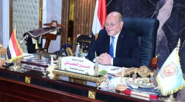 رئيس جامعة سوهاج يبارك المتفوقين ويكشف عن تعيين 43 معيداً في كليات الجامعة