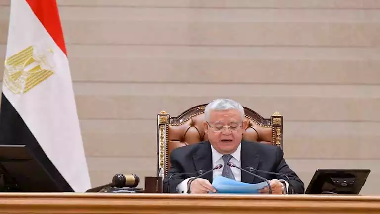 رئيس مجلس النواب يبدأ الجلسة العامة لبحث مشروع ميزانية الدولة. رئيس مجلس النواب يبدأ الجلسة العامة لبحث مشروع ميزانية الدولة.