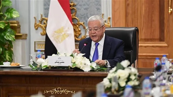 رئيس مجلس النواب يعبر عن امتنانه لوكيلي المجلس على أدائهما البارز ويثني على كفاءة إدارة الأمين العام للمجلس. رئيس مجلس النواب يعبر عن امتنانه لوكيلي المجلس على أدائهما البارز ويثني على كفاءة إدارة الأمين العام للمجلس.