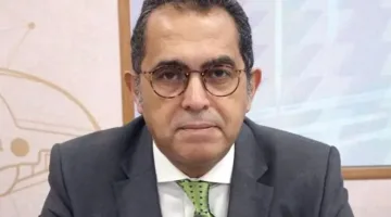 رائد سلامة: تقلبات الملاحة ترفع أسعار النفط بنسبة 12٪.. وقرار طهران يعتمد على مدى الأضرار في منشآتها النووية.