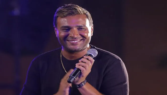 رامي صبري يوضح تفاصيل التعاون مع عمرو دياب في مشروع غنائي مشترك (فيديو) رامي صبري يوضح تفاصيل التعاون مع عمرو دياب في مشروع غنائي مشترك (فيديو)