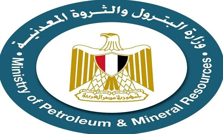 رحيل البطل خالد محمد شوقي جراء إصابته في حادث احتراق سيارة البنزين رحيل البطل خالد محمد شوقي جراء إصابته في حادث احتراق سيارة البنزين