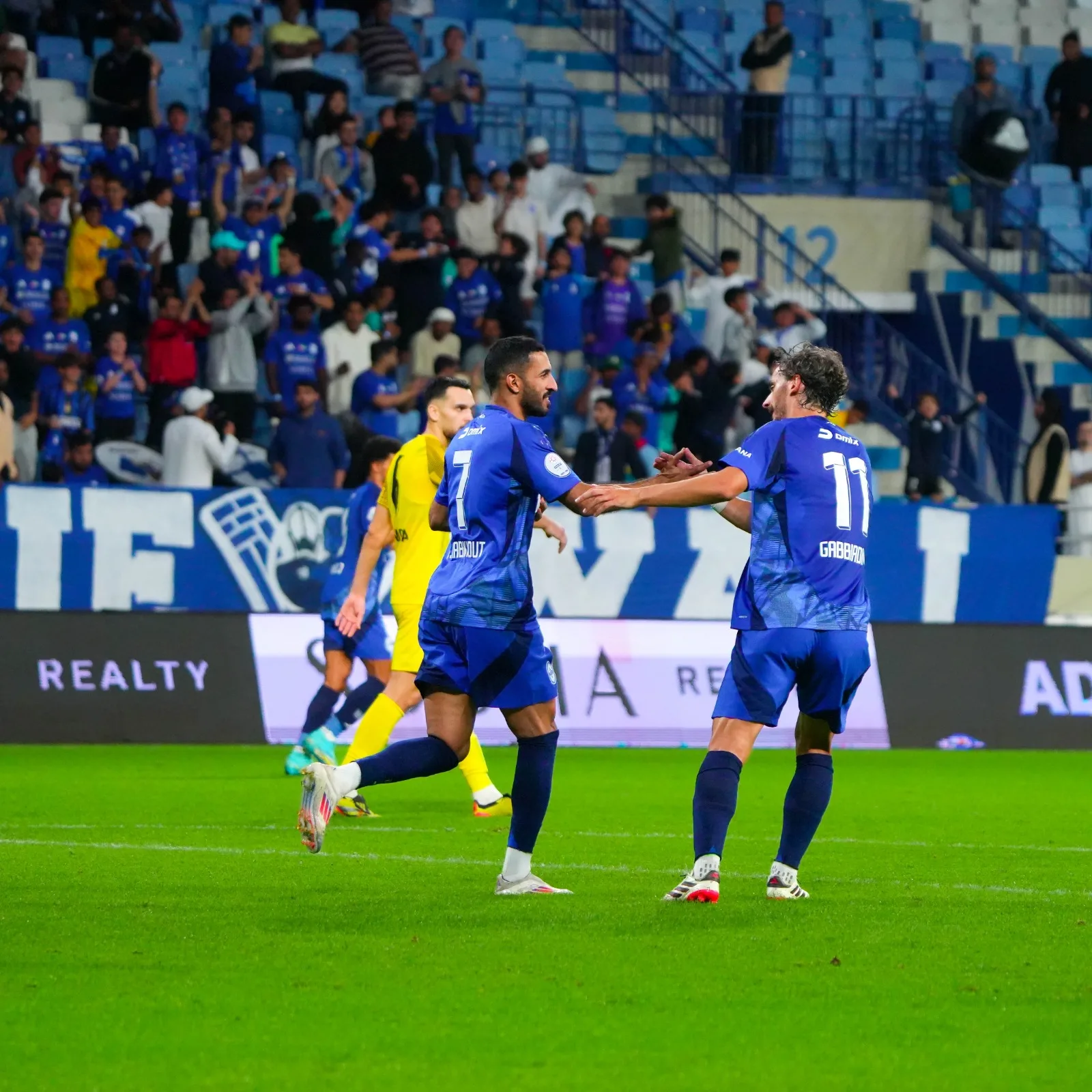 رسمياً: لاعب ساوثهامبتون يرحل إلى الدوري الإماراتي رسمياً: لاعب ساوثهامبتون يرحل إلى الدوري الإماراتي