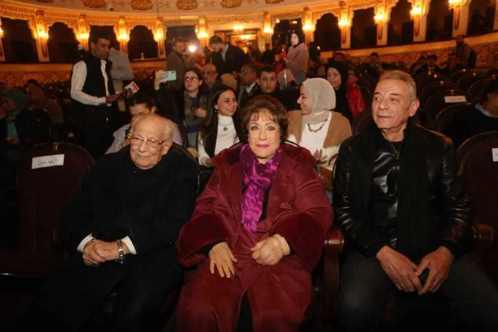 رشوان توفيق يتحدث عن الراحلة سميحة أيوب: “لم تترك لي لحظة سعيدة أبداً” رشوان توفيق يتحدث عن الراحلة سميحة أيوب: “لم تترك لي لحظة سعيدة أبداً”