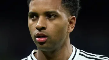 رودريغو يتسبب في جدل في مدريد بينما يراقبه أرسنال
