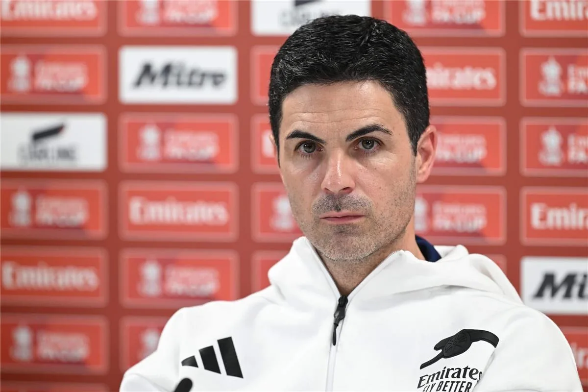 رومانو: آرسنال يجهز نفسه للتعاقد مع لاعب من تشيلسي هذا الصيف رومانو: آرسنال يجهز نفسه للتعاقد مع لاعب من تشيلسي هذا الصيف