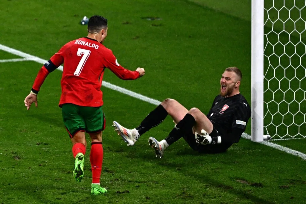 رونالدو ولامين: 5 حقائق عن مباراة البرتغال وإسبانيا في نهائي دوري الأمم الأوروبية رونالدو ولامين: 5 حقائق عن مباراة البرتغال وإسبانيا في نهائي دوري الأمم الأوروبية