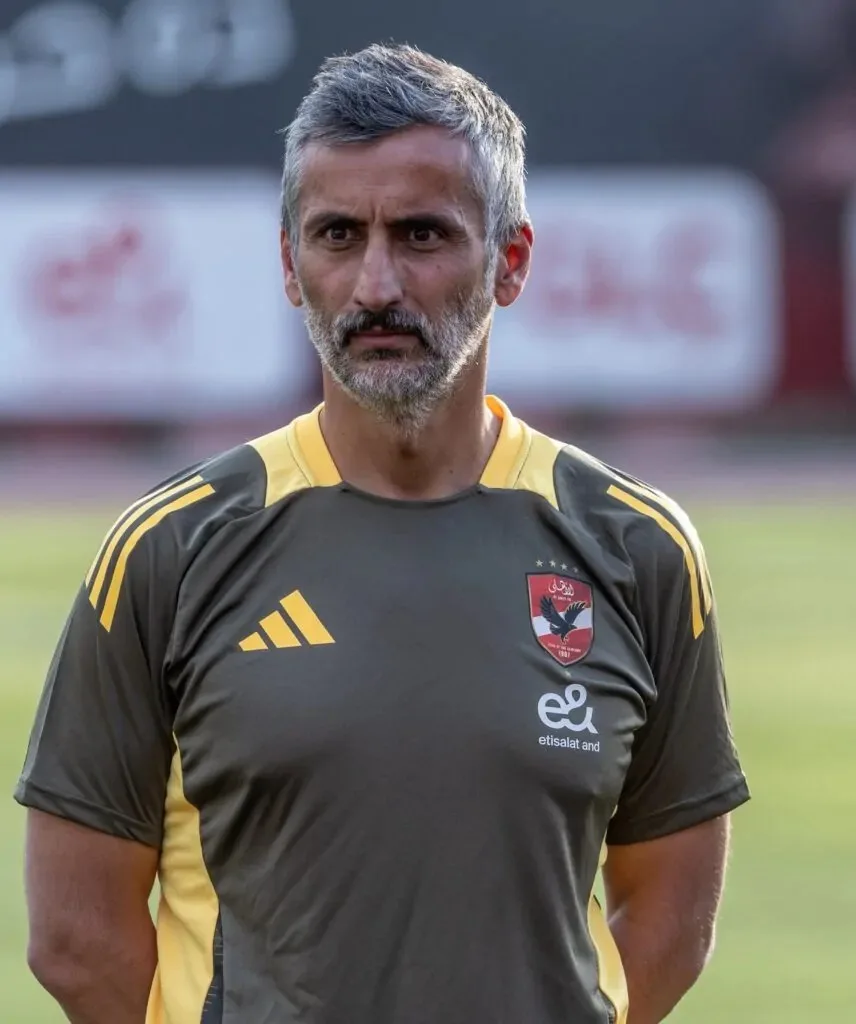 ريبيرو يشارك أسرار تجربته في مجال التدريب ويتناول مباراة إنتر ميامي في افتتاح كأس العالم للأندية. ريبيرو يشارك أسرار تجربته في مجال التدريب ويتناول مباراة إنتر ميامي في افتتاح كأس العالم للأندية.