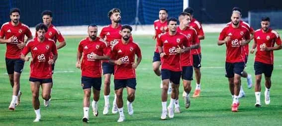 ريبيرو يفرض التعتيم على تدريبات الأهلي الأخيرة.. وغموض يحيط بالتشكيلة المحتملة ريبيرو يفرض التعتيم على تدريبات الأهلي الأخيرة.. وغموض يحيط بالتشكيلة المحتملة