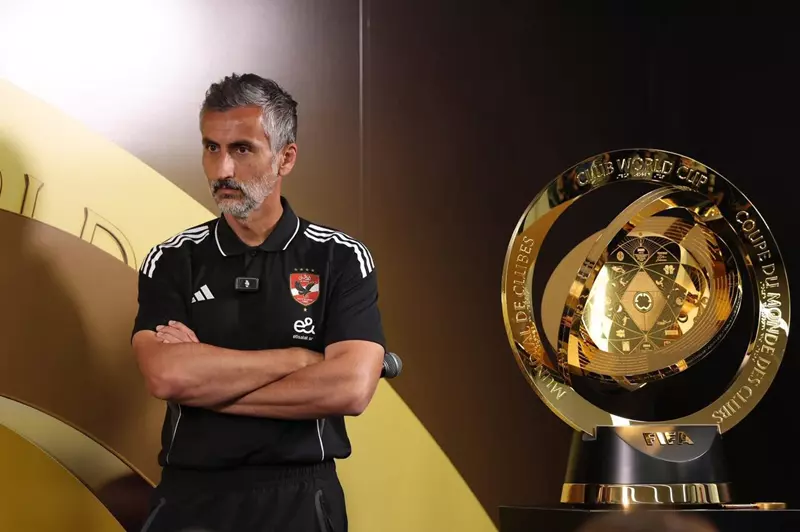 ريبييرو يناقش.. تدريب الأهلي “الأهم عالميًا” والمشاركة في كأس العالم للأندية ريبييرو يناقش.. تدريب الأهلي “الأهم عالميًا” والمشاركة في كأس العالم للأندية
