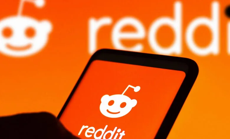 ريدِيت تُحدث تحولاً في عالم الإعلانات من خلال ذكاء اصطناعي يتفاعل مع احتياجات المستخدمين. ريدِيت تُحدث تحولاً في عالم الإعلانات من خلال ذكاء اصطناعي يتفاعل مع احتياجات المستخدمين.