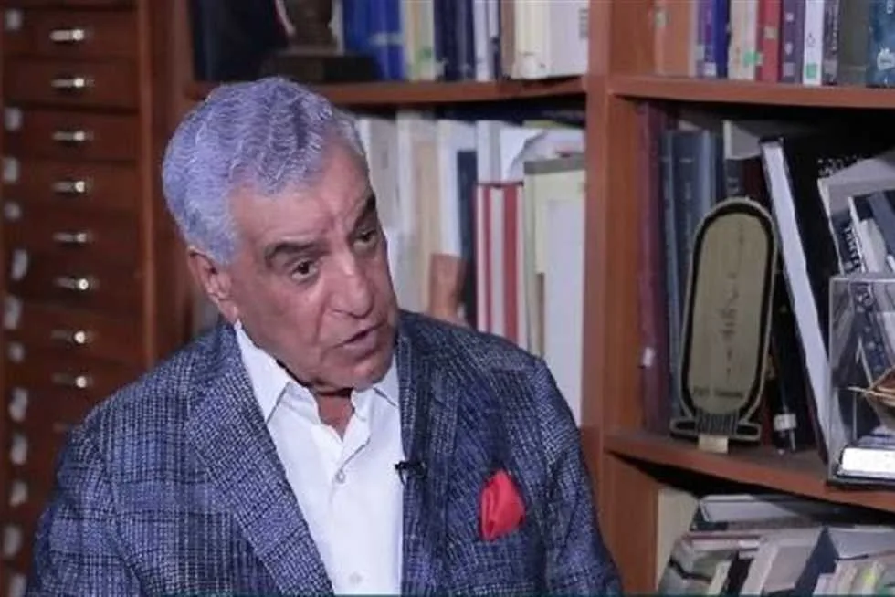 زاهي حواس يروي: معلم من قريتنا غيّر مجرى حياتي زاهي حواس يروي: معلم من قريتنا غيّر مجرى حياتي