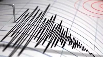 زلزال بقوة 5.3 درجة ي hit منطقة قريبة من جزيرة كريت في اليونان