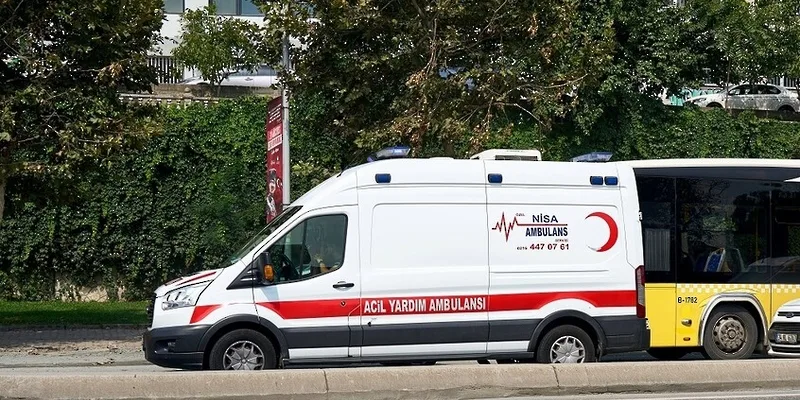 زلزال بقوة 5.8 درجة يؤدي إلى وفاة فتاة وإصابة 69 فردًا في تركيا زلزال بقوة 5.8 درجة يؤدي إلى وفاة فتاة وإصابة 69 فردًا في تركيا