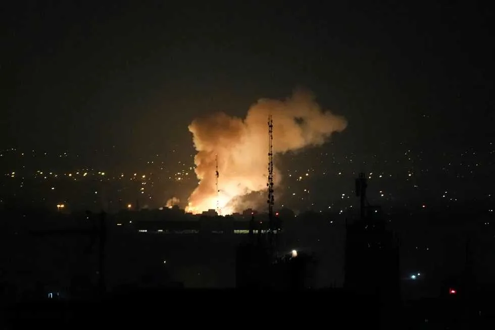 زواج ابن نتنياهو: كيف نجحت إسرائيل في خداع إيران قبل «عملية الأسد الصاعد»؟ زواج ابن نتنياهو: كيف نجحت إسرائيل في خداع إيران قبل «عملية الأسد الصاعد»؟