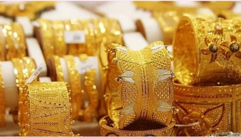 زيادة أسعار الذهب في عمان اليوم الاثنين 2-6-2025، حيث بلغ عيار 21 نحو 36,550 ريال في ختام التداولات. زيادة أسعار الذهب في عمان اليوم الاثنين 2-6-2025، حيث بلغ عيار 21 نحو 36,550 ريال في ختام التداولات.