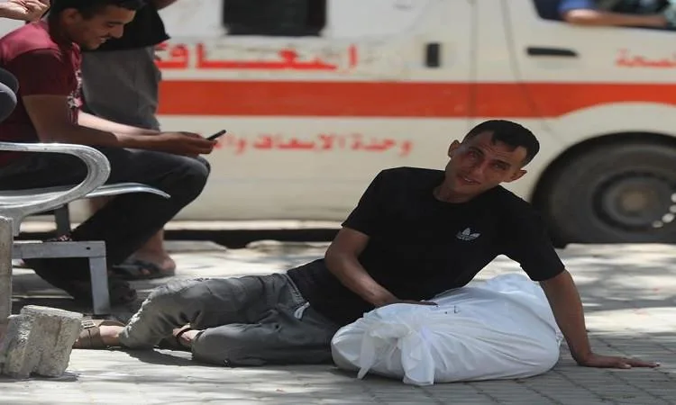 زيادة عدد الشهداء نتيجة العدوان الإسرائيلي في قطاع غزة إلى 54,772. زيادة عدد الشهداء نتيجة العدوان الإسرائيلي في قطاع غزة إلى 54,772.