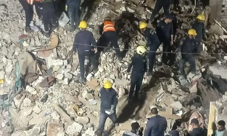 زيادة عدد الضحايا جراء انهيار مدخنة مصنع الطوب في الصف زيادة عدد الضحايا جراء انهيار مدخنة مصنع الطوب في الصف