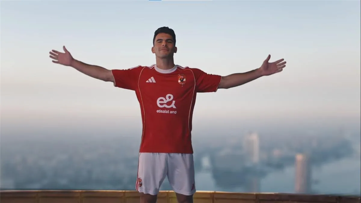 زيزو: لا يوجد ما يدفعني للبقاء في الزمالك.. ويستعرض مزايا الأهلي زيزو: لا يوجد ما يدفعني للبقاء في الزمالك.. ويستعرض مزايا الأهلي