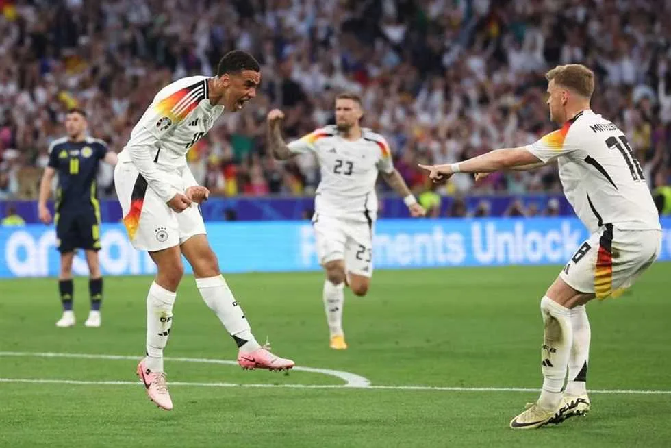 ساني يقود المنتخب الألماني في مواجهة البرتغال بنصف نهائي دوري الأمم ساني يقود المنتخب الألماني في مواجهة البرتغال بنصف نهائي دوري الأمم
