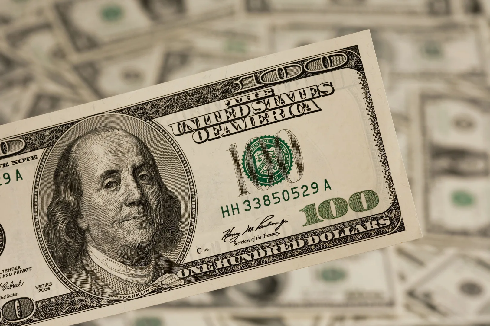 سعر الدولار اليوم الثلاثاء 10 يونيو 2025: هل سيشهد تغيرًا أم يبقى ثابتًا؟ سعر الدولار اليوم الثلاثاء 10 يونيو 2025: هل سيشهد تغيرًا أم يبقى ثابتًا؟