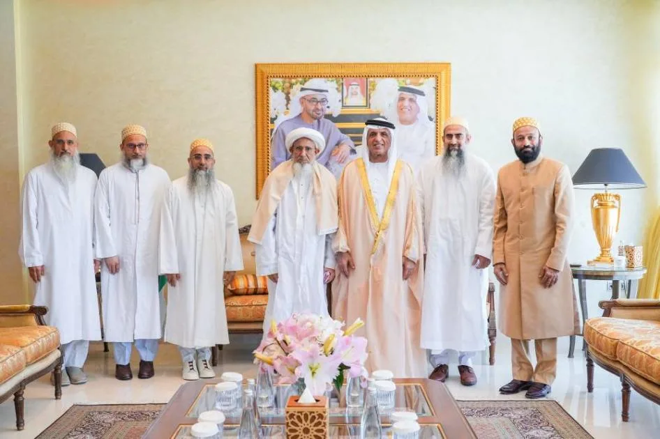 سعود بن صقر وسلطان البهرة يناقشان تعزيز قيم التسامح سعود بن صقر وسلطان البهرة يناقشان تعزيز قيم التسامح