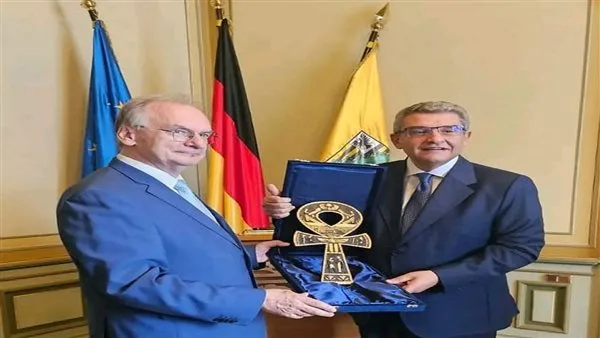 سفير مصر في برلين يناقش مع رئيس وزراء ولاية “ساكسونيا أنهالت” تعزيز العلاقات الثنائية سفير مصر في برلين يناقش مع رئيس وزراء ولاية “ساكسونيا أنهالت” تعزيز العلاقات الثنائية