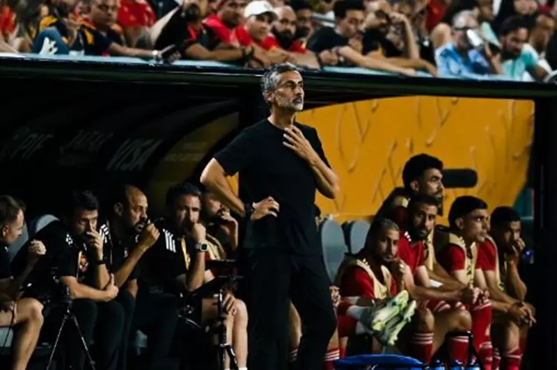 سقط للمرة الأولى.. كيف تألق ريبييرو في مباراته الأولى قبل انضمامه للأهلي؟ سقط للمرة الأولى.. كيف تألق ريبييرو في مباراته الأولى قبل انضمامه للأهلي؟