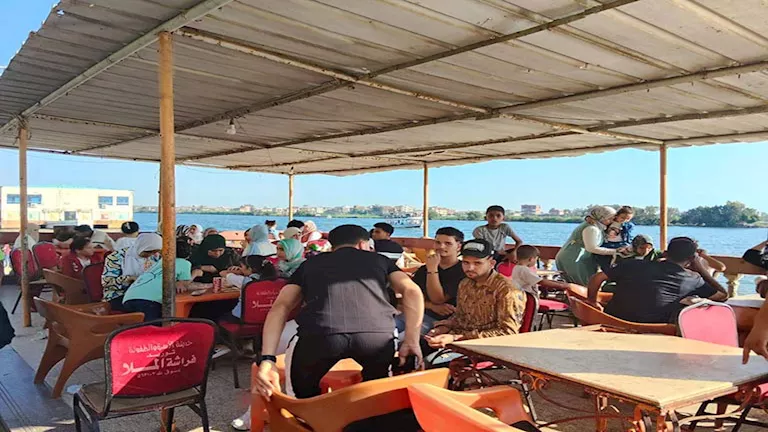 سكان كفر الشيخ يتجهون إلى حدائق ومتنزهات دسوق في اليوم الثالث من العيد سكان كفر الشيخ يتجهون إلى حدائق ومتنزهات دسوق في اليوم الثالث من العيد
