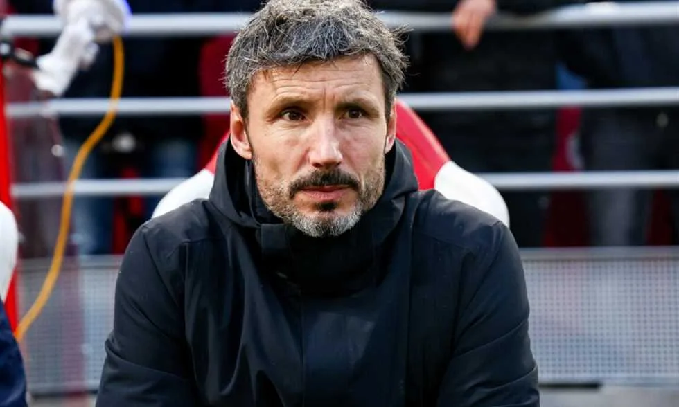 سكاي: بارما تتفاوض مع فان بوميل لتولي تدريب الفريق سكاي: بارما تتفاوض مع فان بوميل لتولي تدريب الفريق