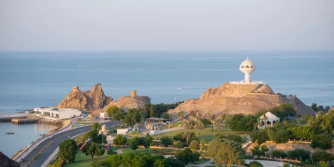 سلطنة عمان تطرح مبادرات جديدة لتعزيز سياحة المغامرات. سلطنة عمان تطرح مبادرات جديدة لتعزيز سياحة المغامرات.