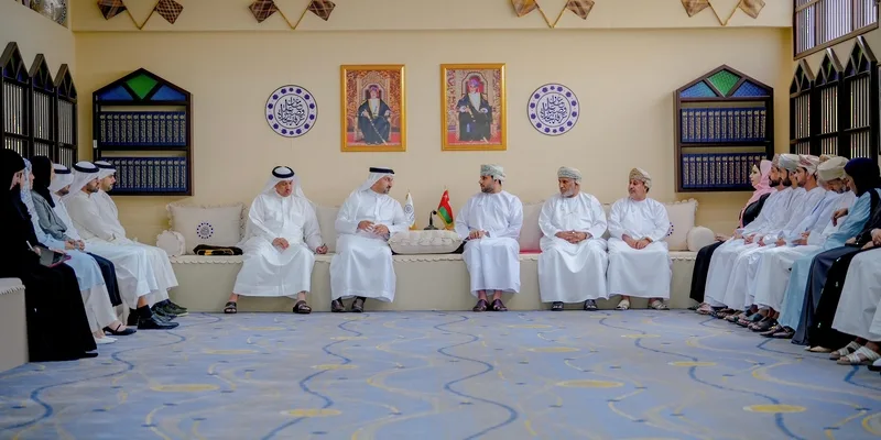 سلطنة عُمان والبحرين تُبرز تعزيز العلاقات التجارية والاستثمارية سلطنة عُمان والبحرين تُبرز تعزيز العلاقات التجارية والاستثمارية