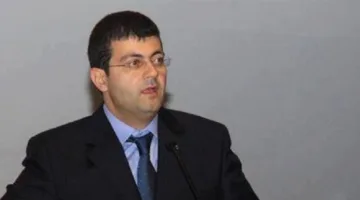 سلوم: لا يوجد قلق بشأن الأدوية، فالمخزون وفير والاستيراد والإنتاج يسيران كالمعتاد