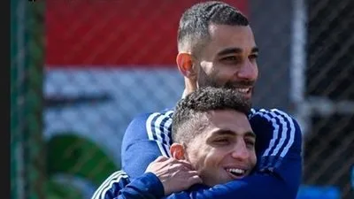 “سنفتقدك يا أبو ليلي” .. كوكا يرسل رسالة وداع لعمرو السولية بعد مغادرته الأهلي