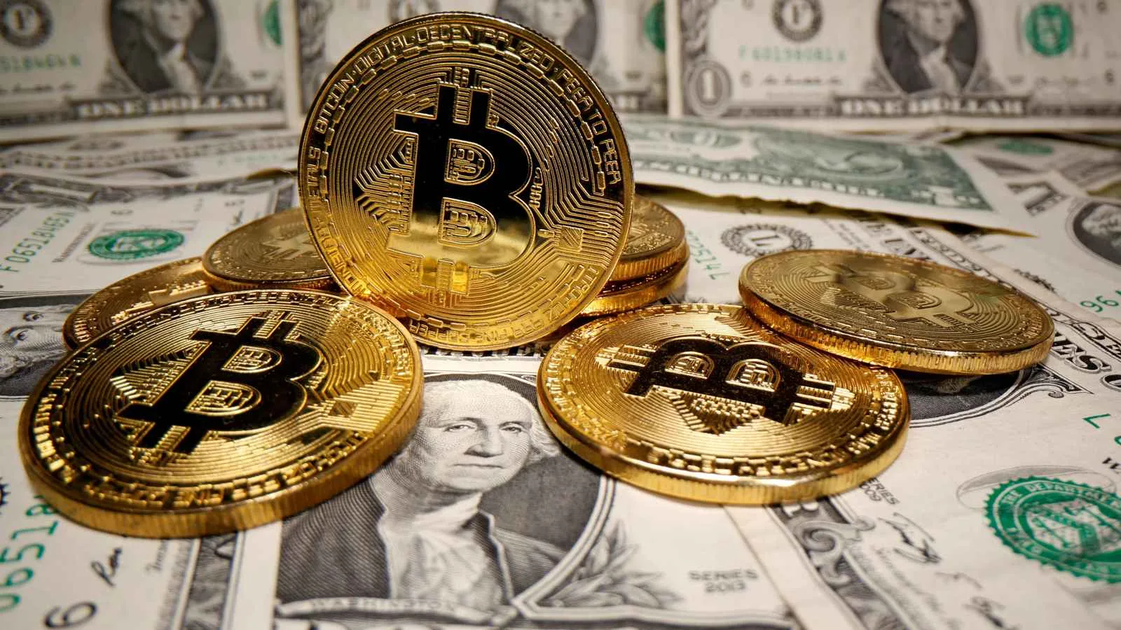 «سوسيتيه جنرال» تطلق عملة رقمية مبتكرة.. هل نعيش قريباً حقبة ما بعد النقود؟ «سوسيتيه جنرال» تطلق عملة رقمية مبتكرة.. هل نعيش قريباً حقبة ما بعد النقود؟