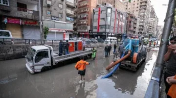 سيارة أجرة جديدة لسائق الإسكندرية المتضرر من العاصفة
