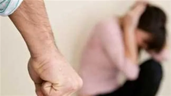 شاب يهاجم امرأة بالضرب بعد رفضها الزواج منه في الغربية، والنيابة تبدأ التحقيق. شاب يهاجم امرأة بالضرب بعد رفضها الزواج منه في الغربية، والنيابة تبدأ التحقيق.