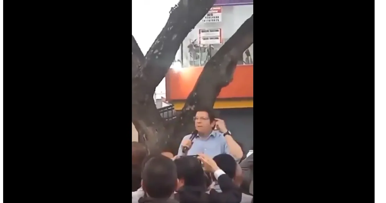 شاهد بالفيديو: إطلاق نار على مرشح رئاسي في كولومبيا وسط حشد من مؤيديه شاهد بالفيديو: إطلاق نار على مرشح رئاسي في كولومبيا وسط حشد من مؤيديه