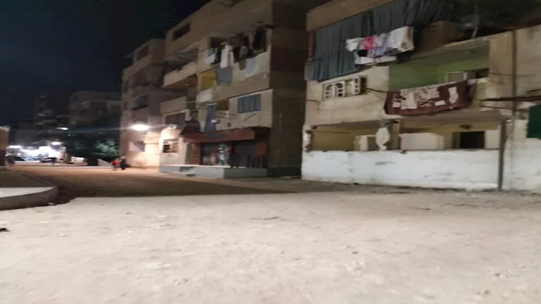شاهد عيان على جريمة حلوان: الجاني قتل شقيقة زوجته وابنها ثم استمر في شرب “سكلانس” شاهد عيان على جريمة حلوان: الجاني قتل شقيقة زوجته وابنها ثم استمر في شرب “سكلانس”